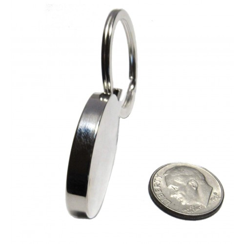 Personalized photo-engraved oval key-chain 